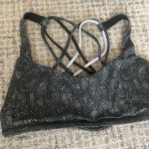 Lululemon sports bra